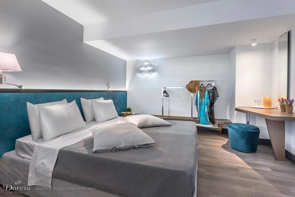 DORETA BEACH RESORT 33/52