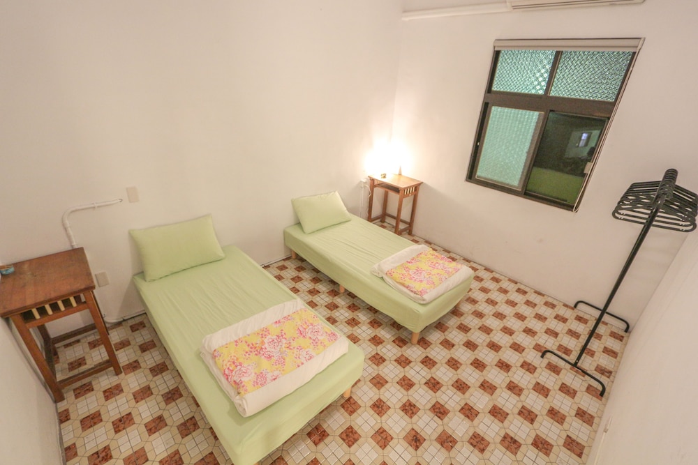 T-Life Hostel 12/50