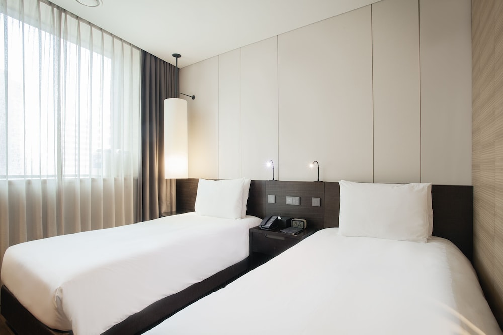 STANDARD, TWIN BEDS