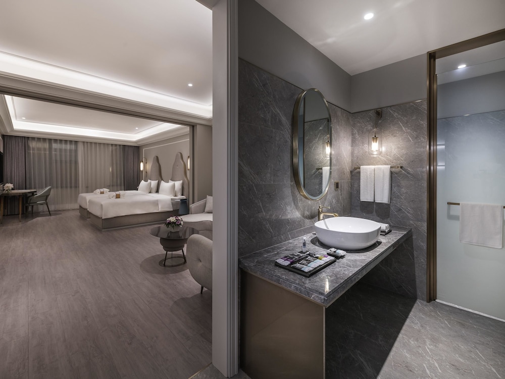 Mercure Shanghai Yu Garden On The Bund 15/41