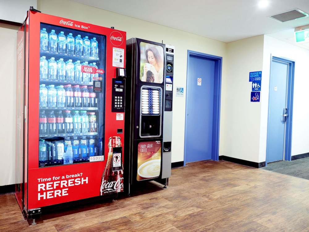 IBIS BUDGET PERTH AIRPORT 57/63