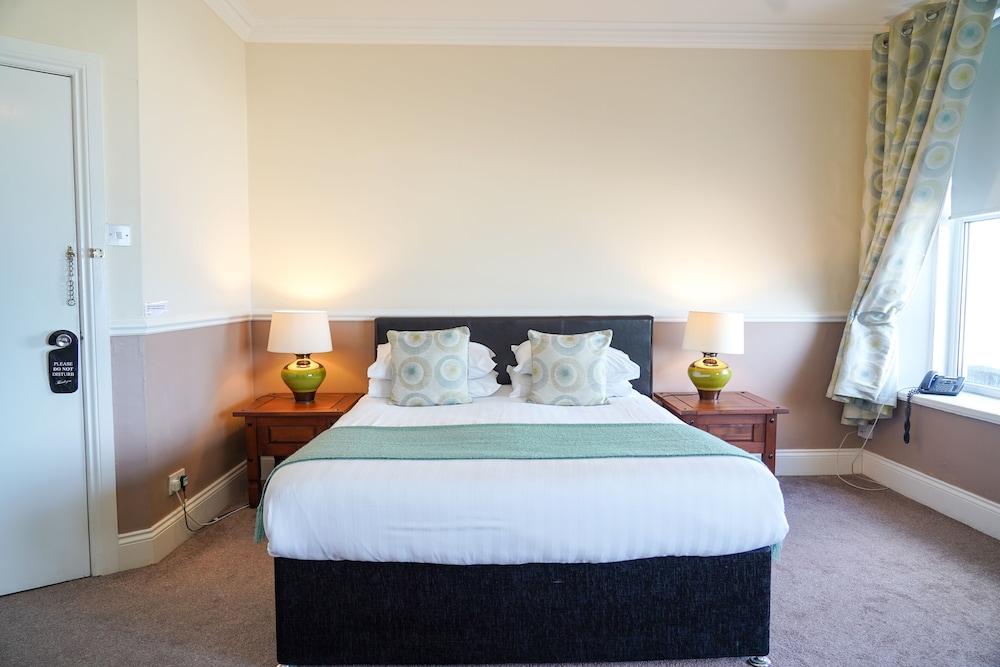 The Royal Hotel 16/54