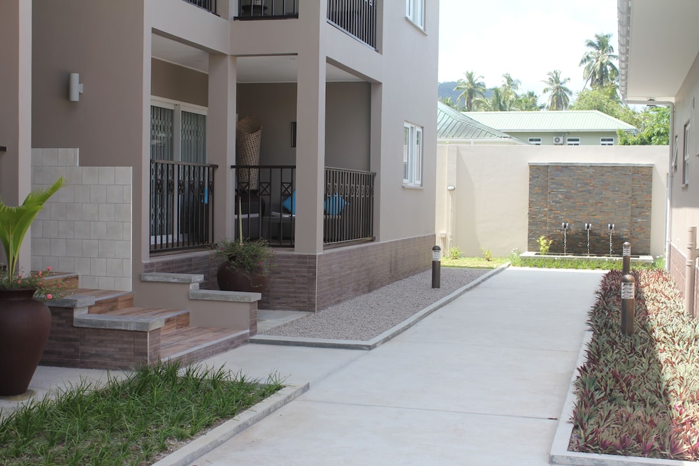 Residence Argine Apartments - Seychelles 1/43