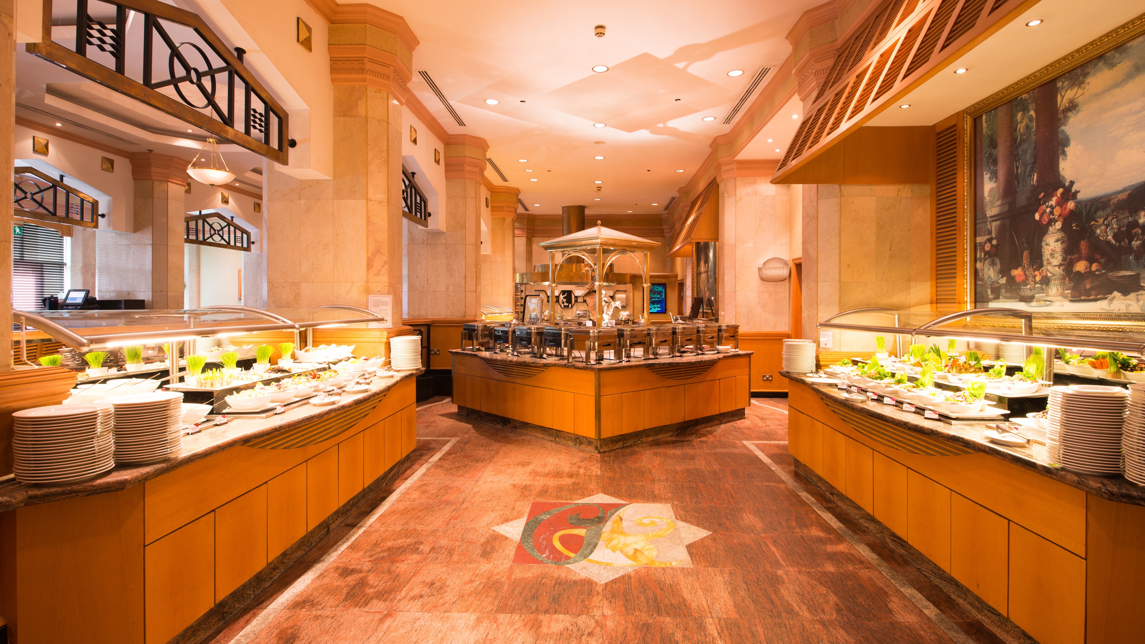 Holiday Inn Al Thuraya City 9/80