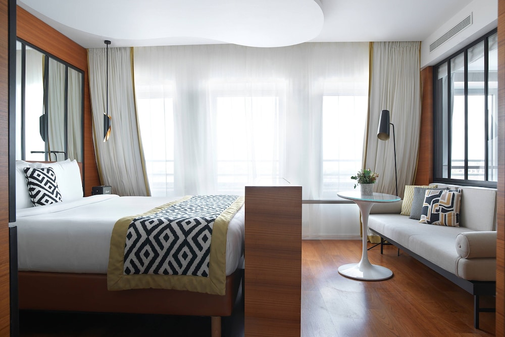 Renaissance Paris Republique Hotel 42/61
