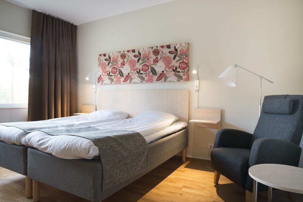 Hotell Björken 15/51
