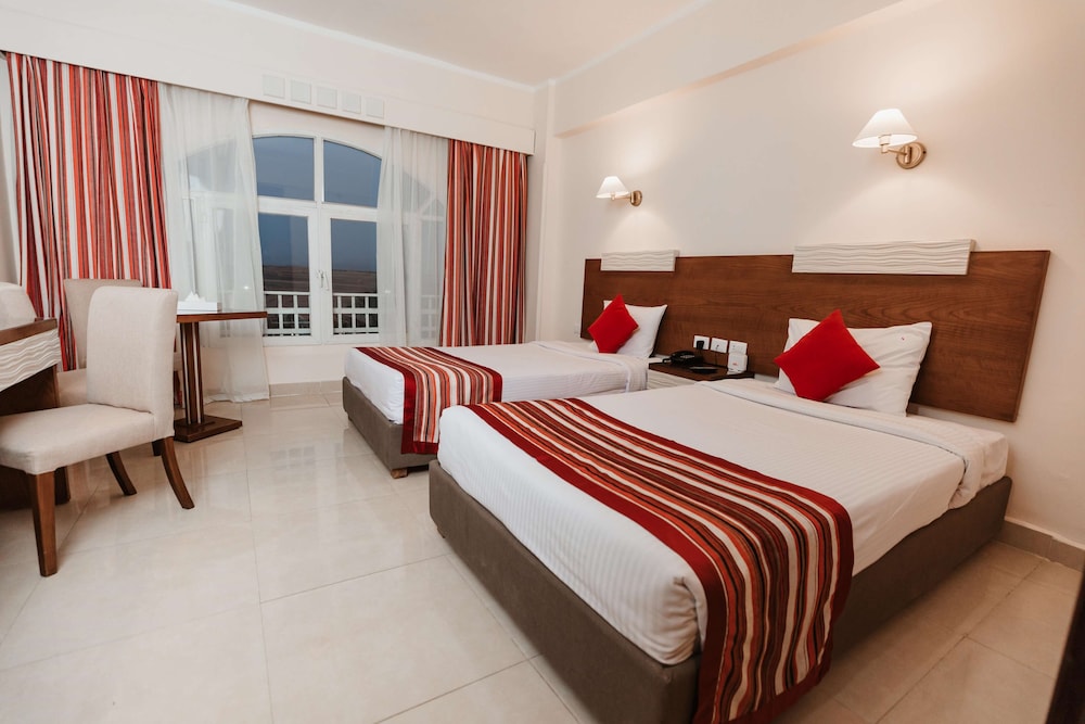 Golden Beach Resort 14/50