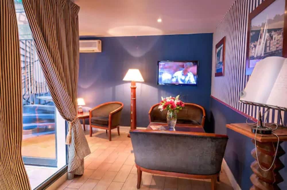 Hotel Opera Deauville 35/52