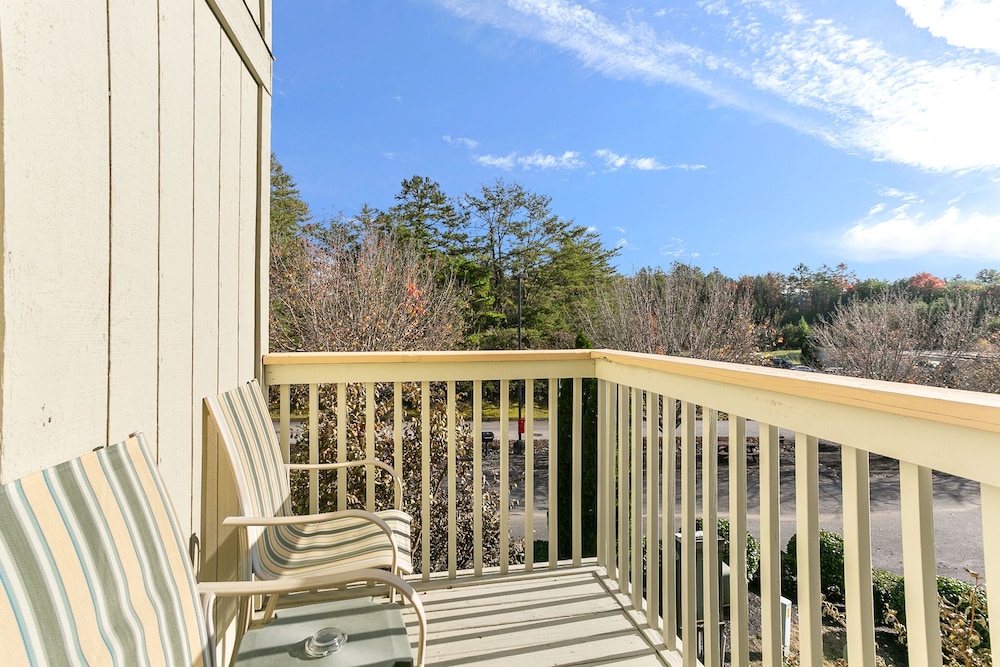 Sunrise Ridge Resort 6/73