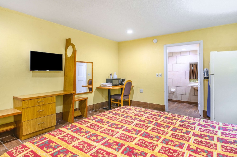 Rodeway Inn Metairie - New Orleans West 24/38