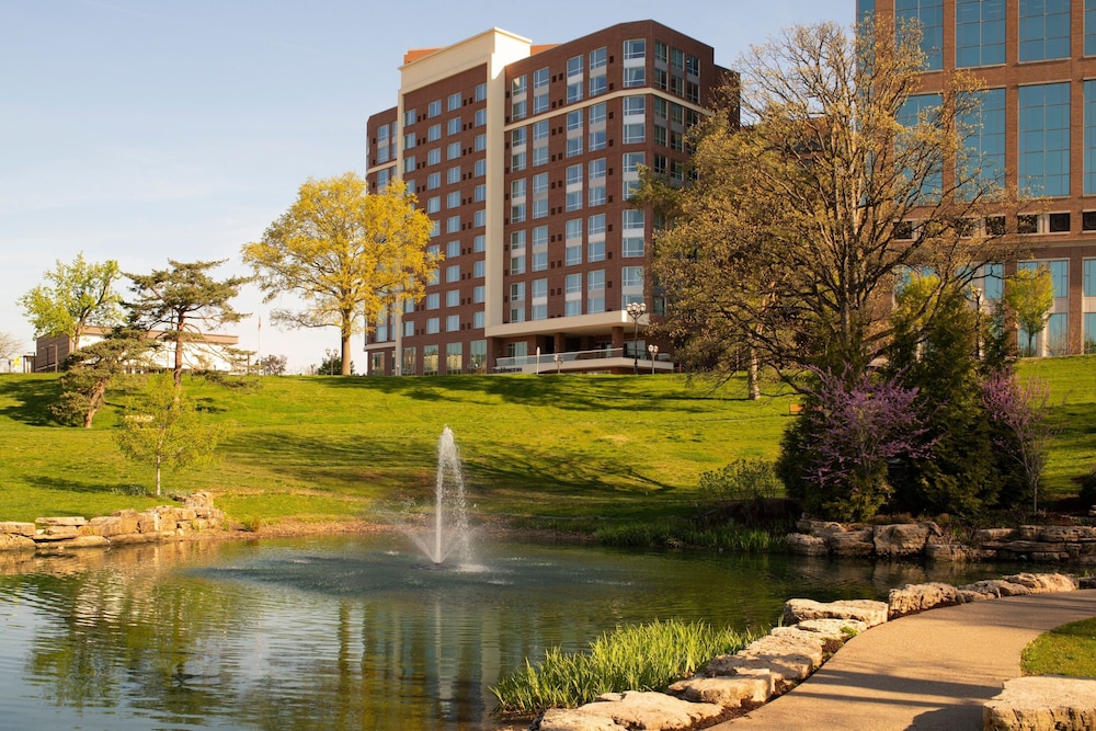Residence Inn by Marriott St. Louis Clayton 30/33