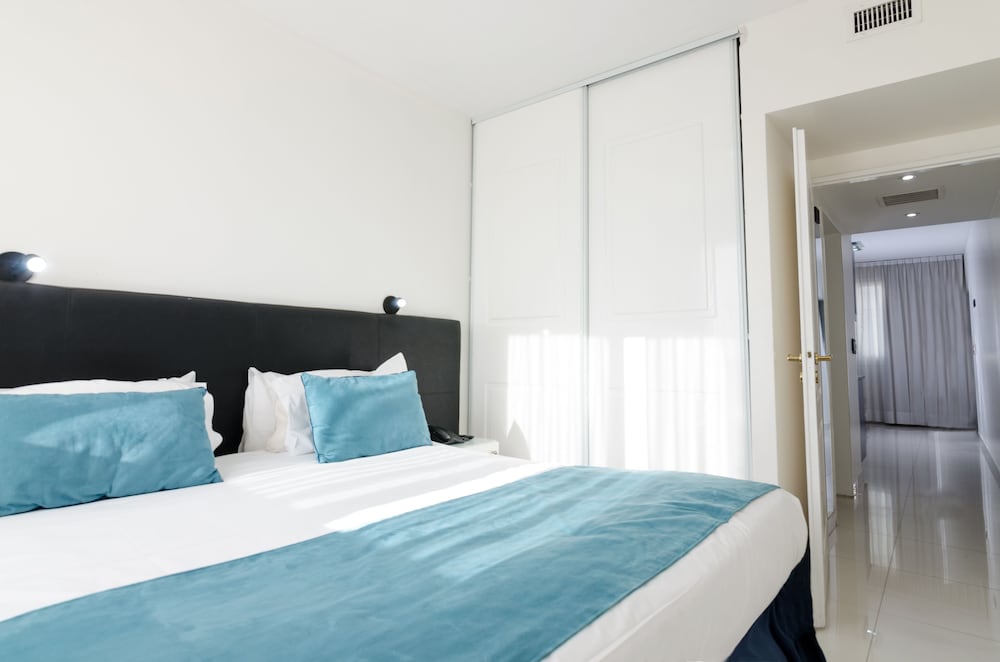 Reco by DOT Suites 18/92