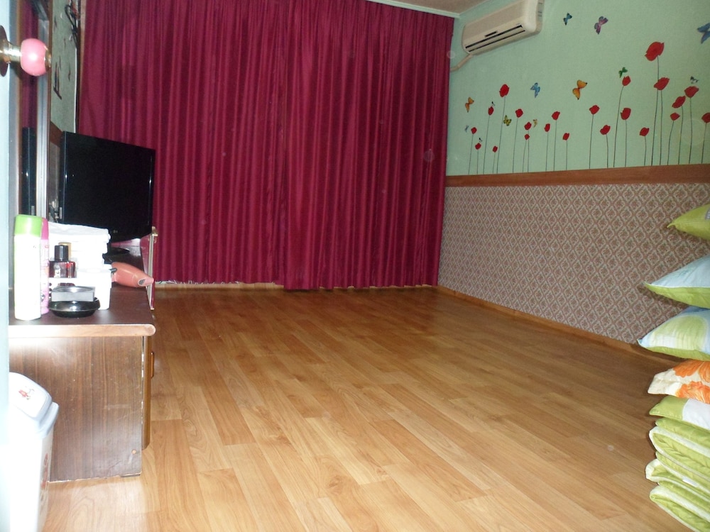 Gyerim Sanjang Motel 13/46