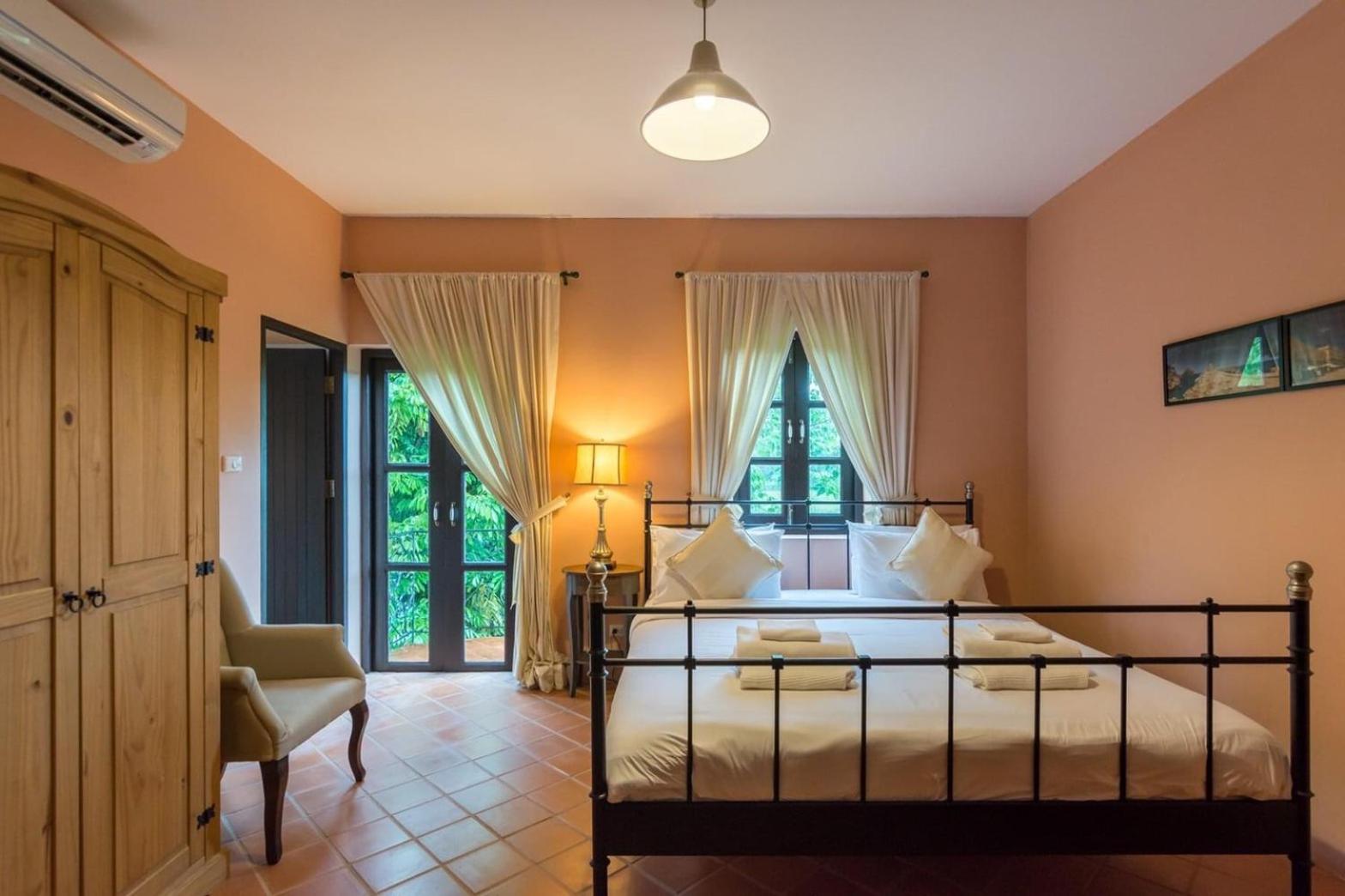 Villa Malinee Khao Yai 4/100
