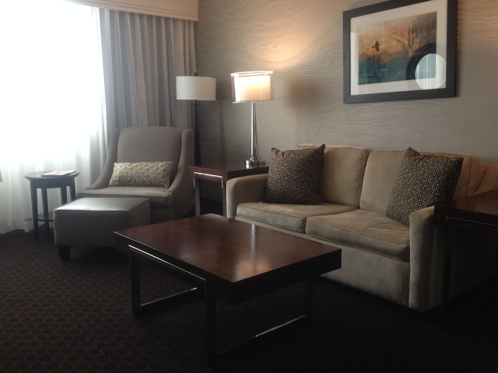Crowne Plaza Phoenix Airport - Phx 30/76