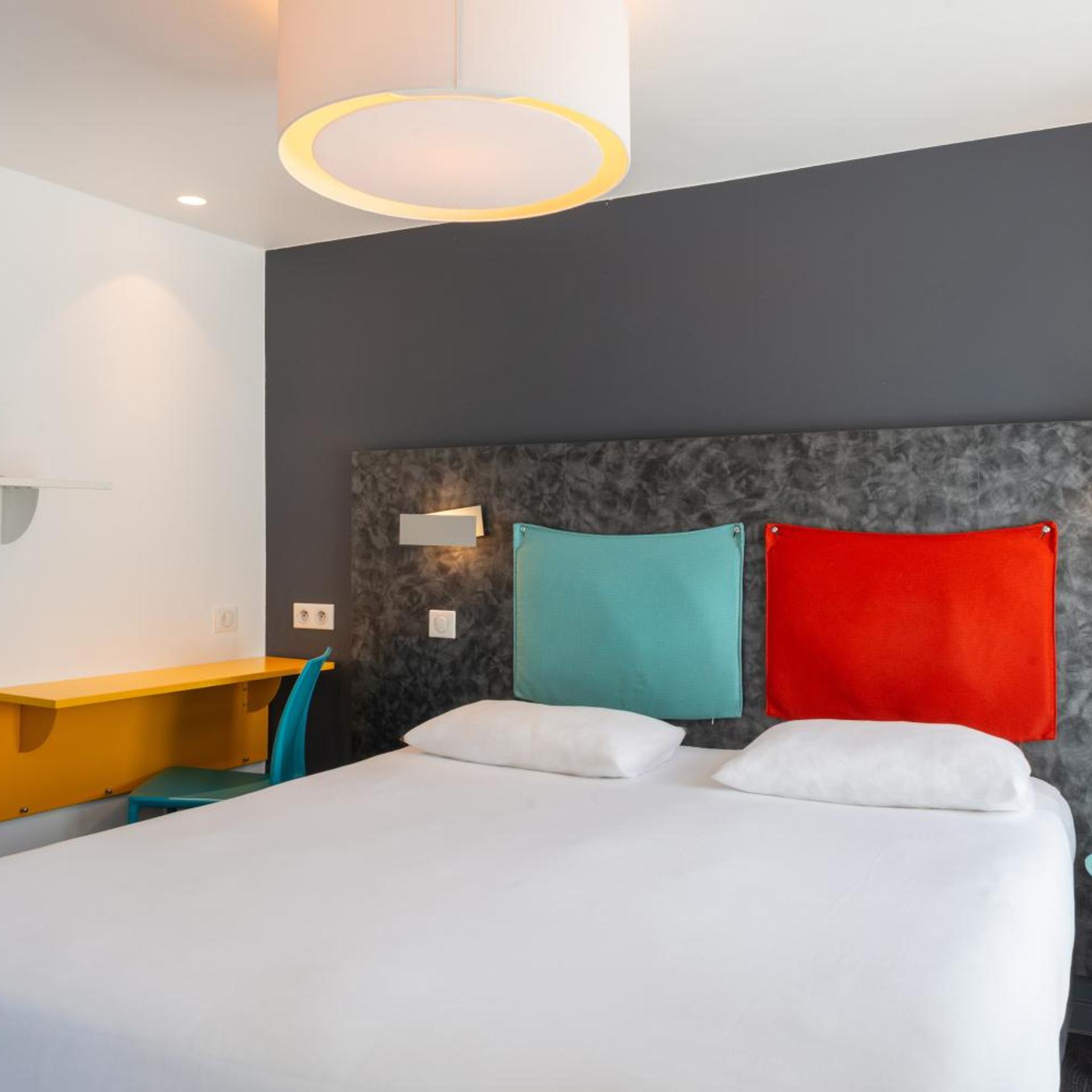 Hotel Des Metallos 5/34