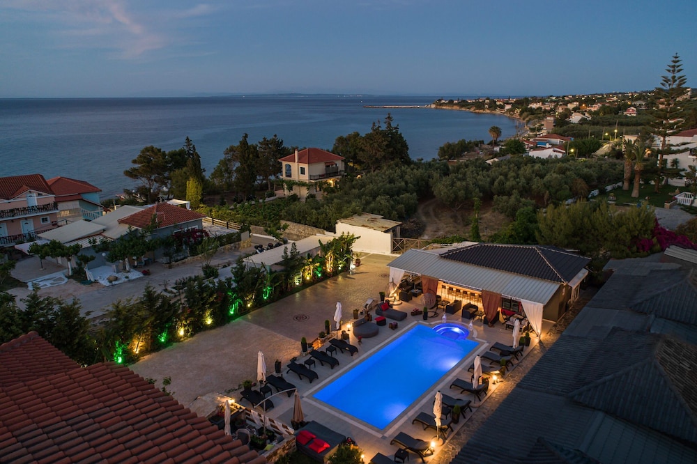 Villa Corali 39/50