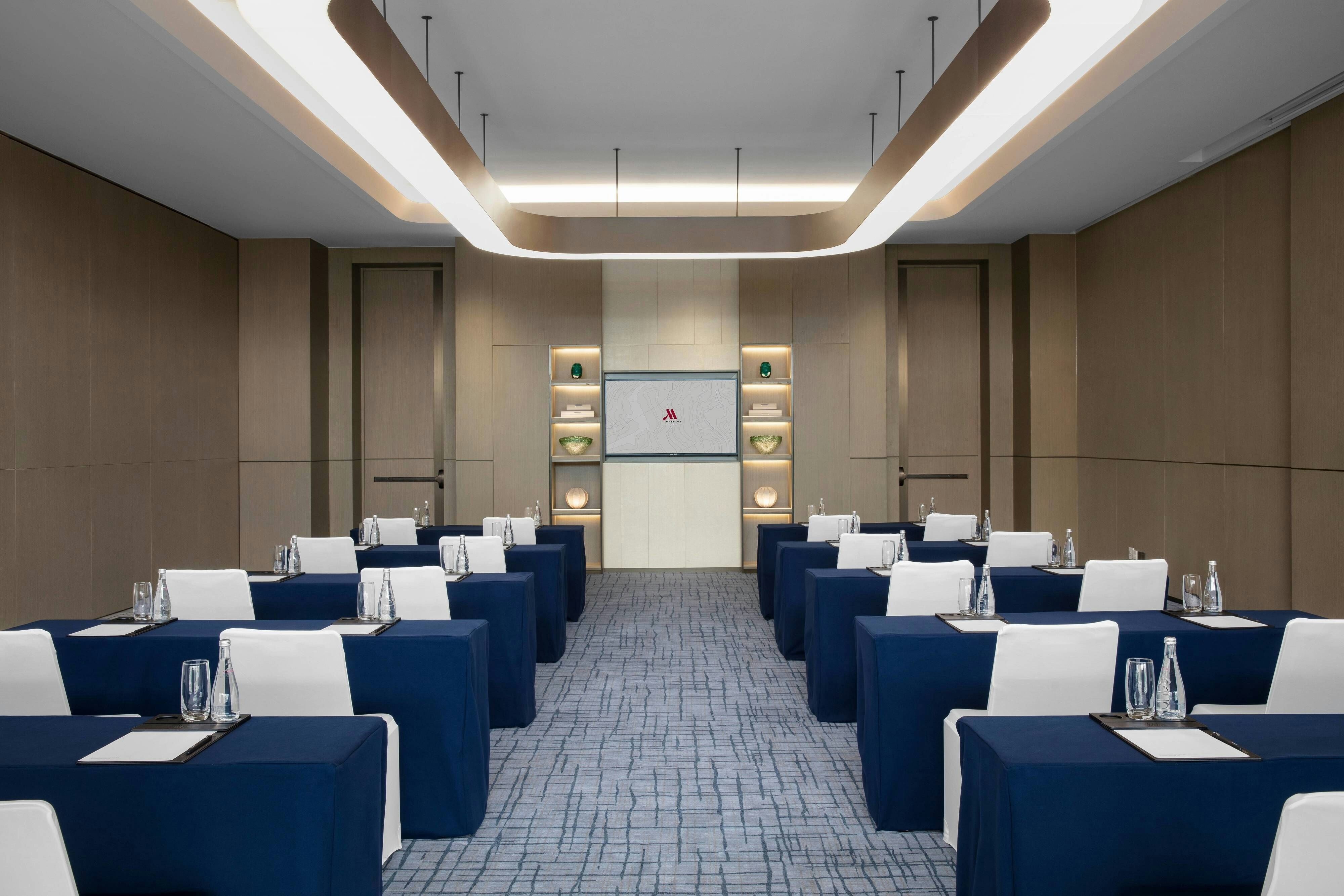 Zhangjiagang Marriott Hotel 32/38