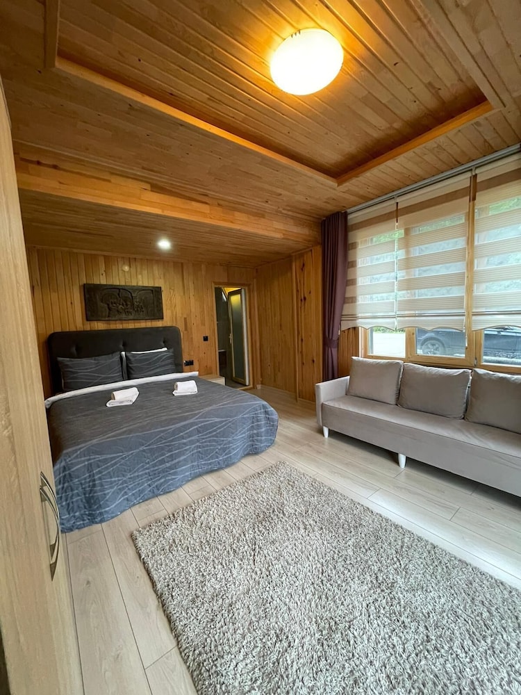 Pinar Kir Evi 17/48