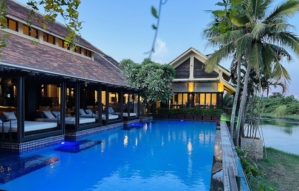 The Blossom Resort Island Da Nang 38/50