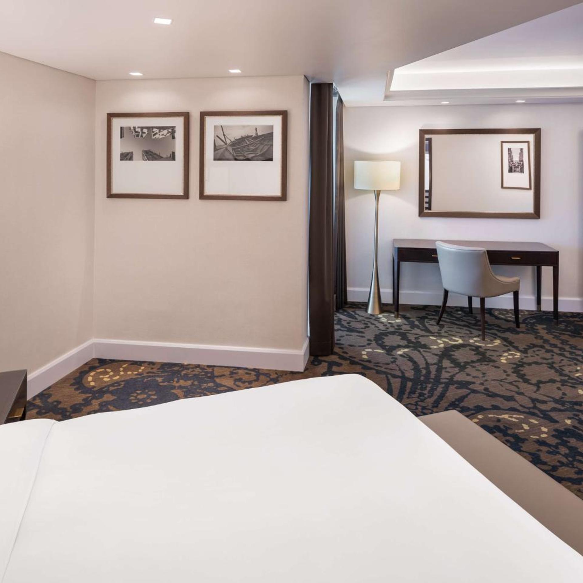 Suite, Creek View, Balcony, Lounge Access