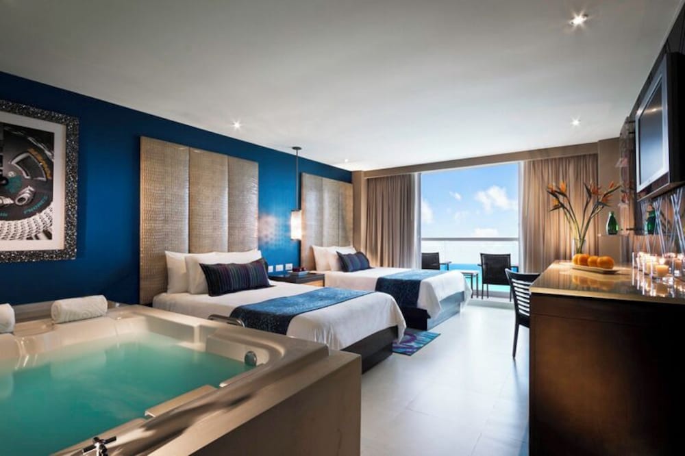 CLASSIC, DELUXE, DOUBLE BED, OCEAN VIEW