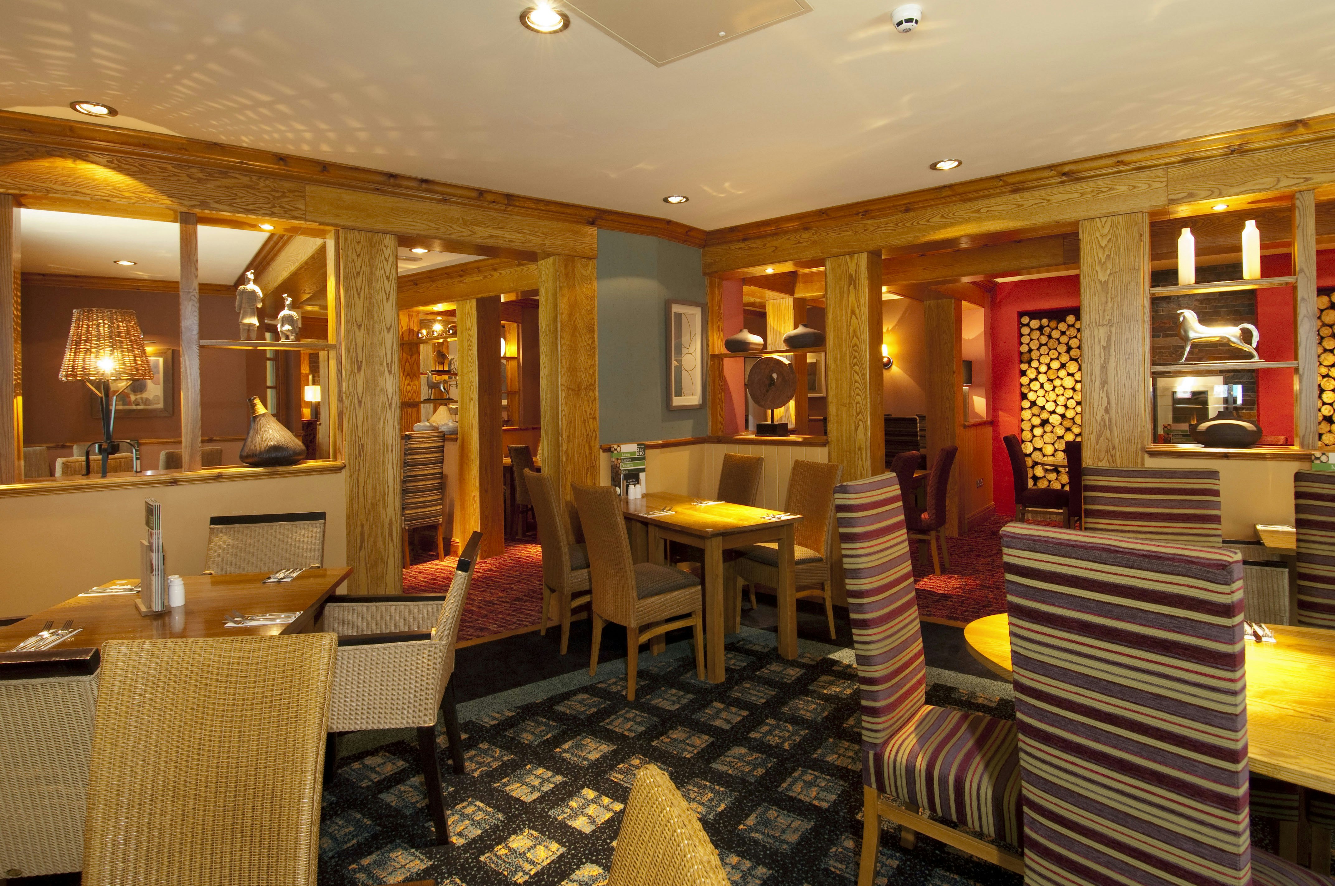 Premier Inn Barnsley Central M1 J37 34/39