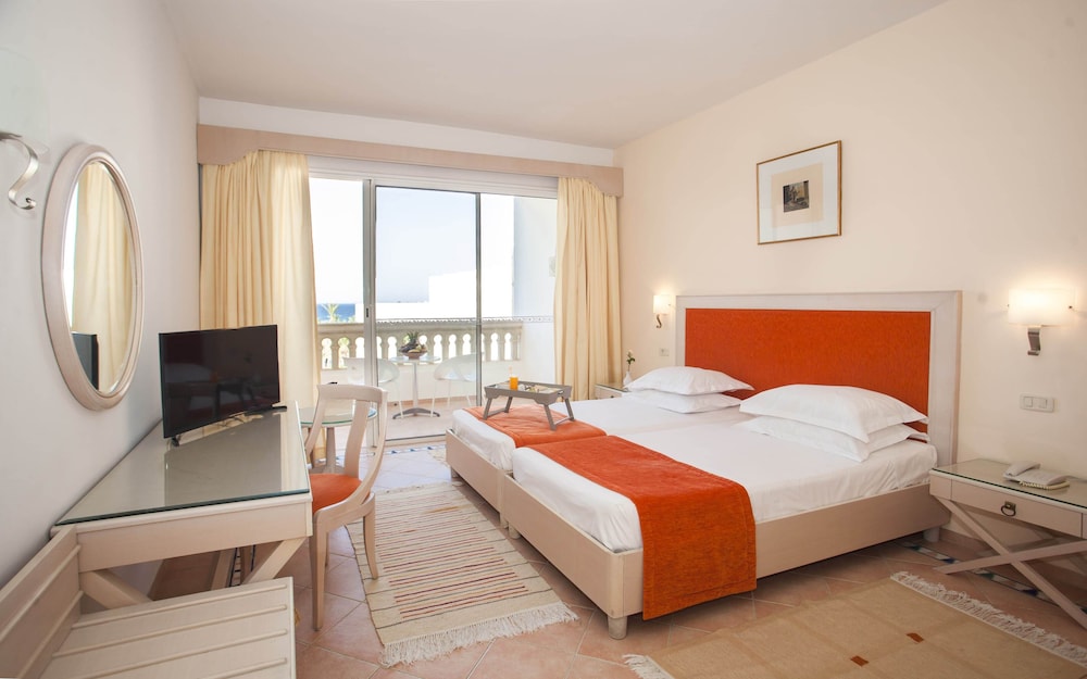Triple Room Sea view