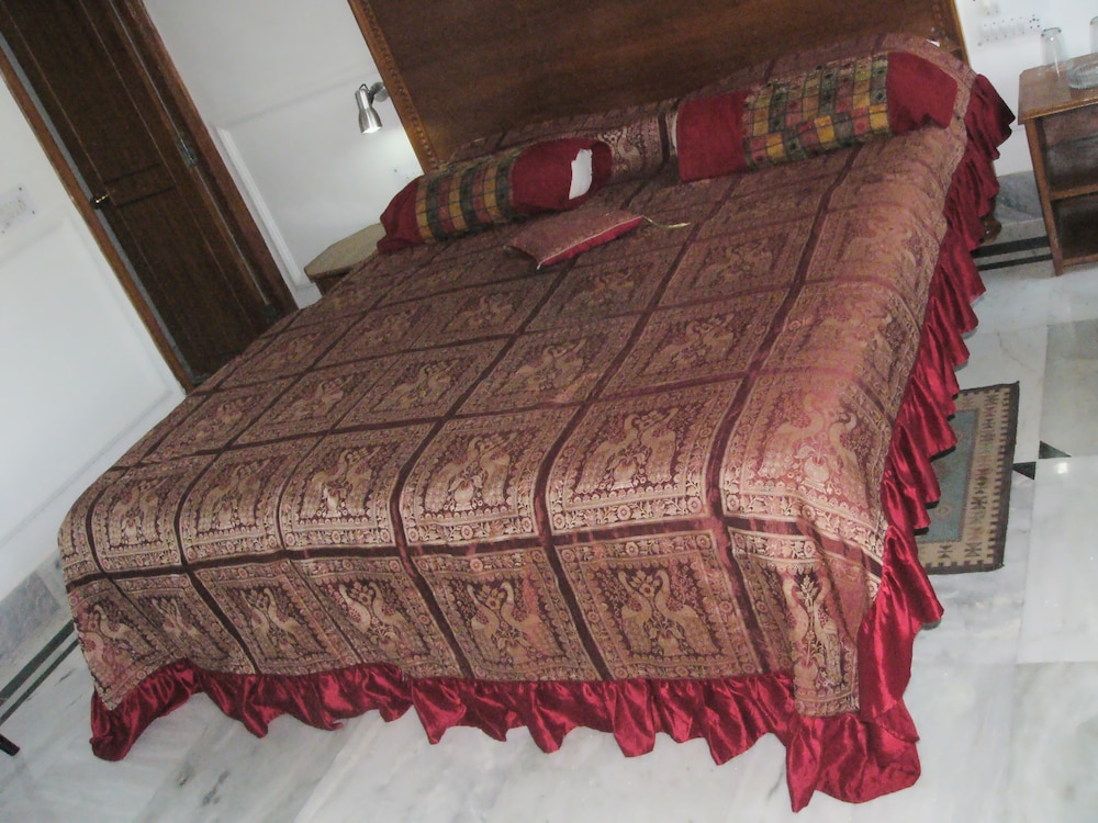 HOTEL ZEN 34/49