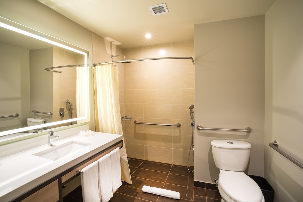 Hilton Garden Inn Bogota Airport 8/53