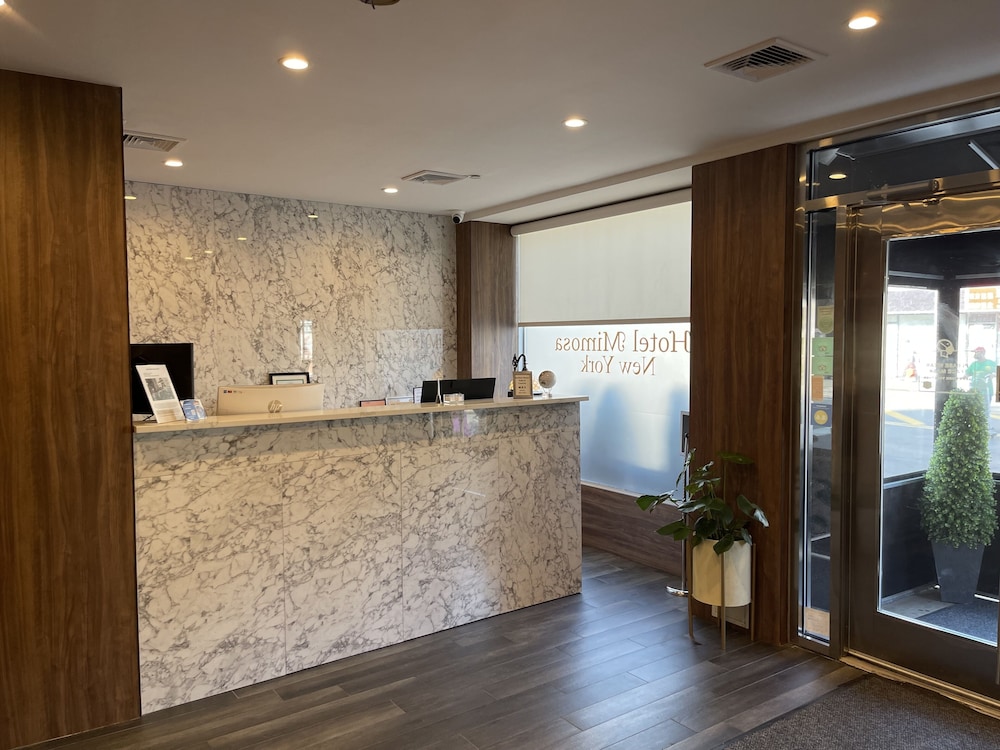 Hotel Mimosa 7/37