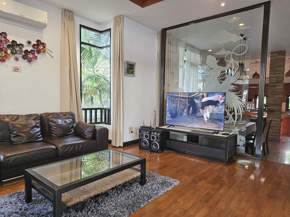 Punnapha Pool Villa Pattaya 28/49