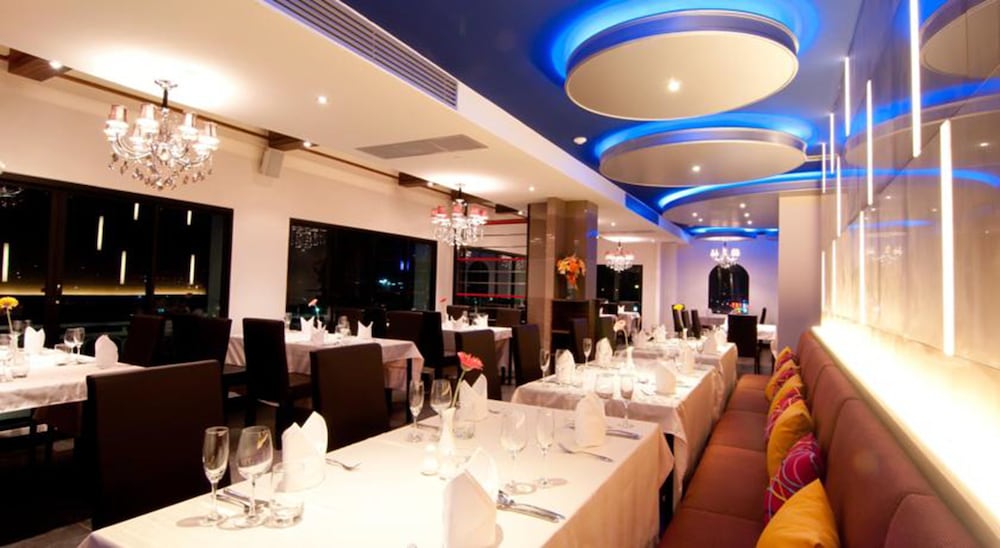 Grand Lord (Boutique) Hotel 47/59