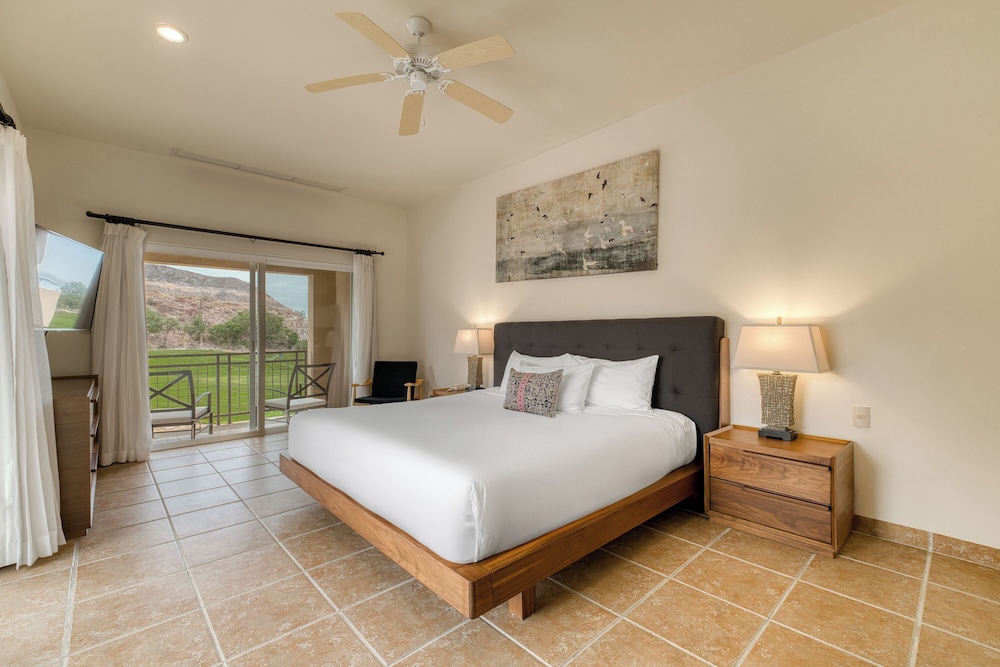 Puerta Cortes Residences 12/48