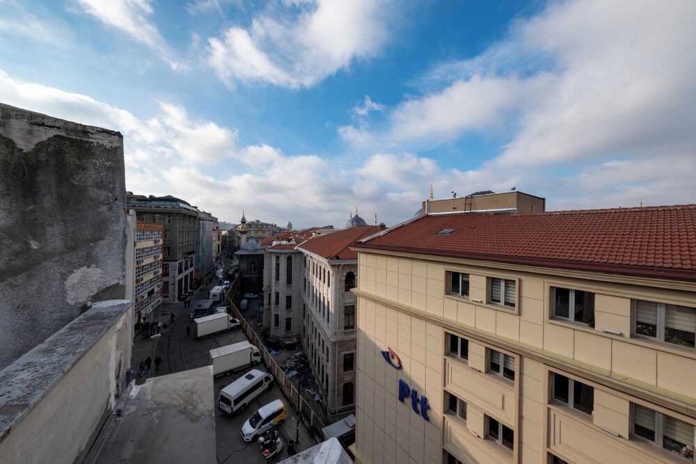 Felicity Palace Sirkeci 40/47