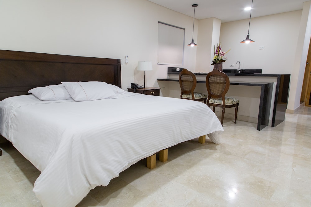 San Pedro Del Fuerte Hotel 36/81