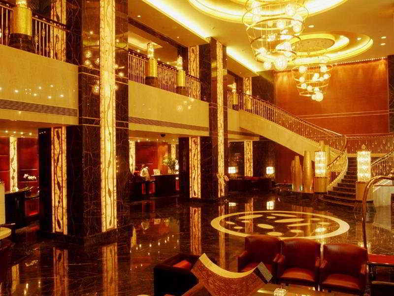 Beijing Kuntai Royal Hotel 3/21