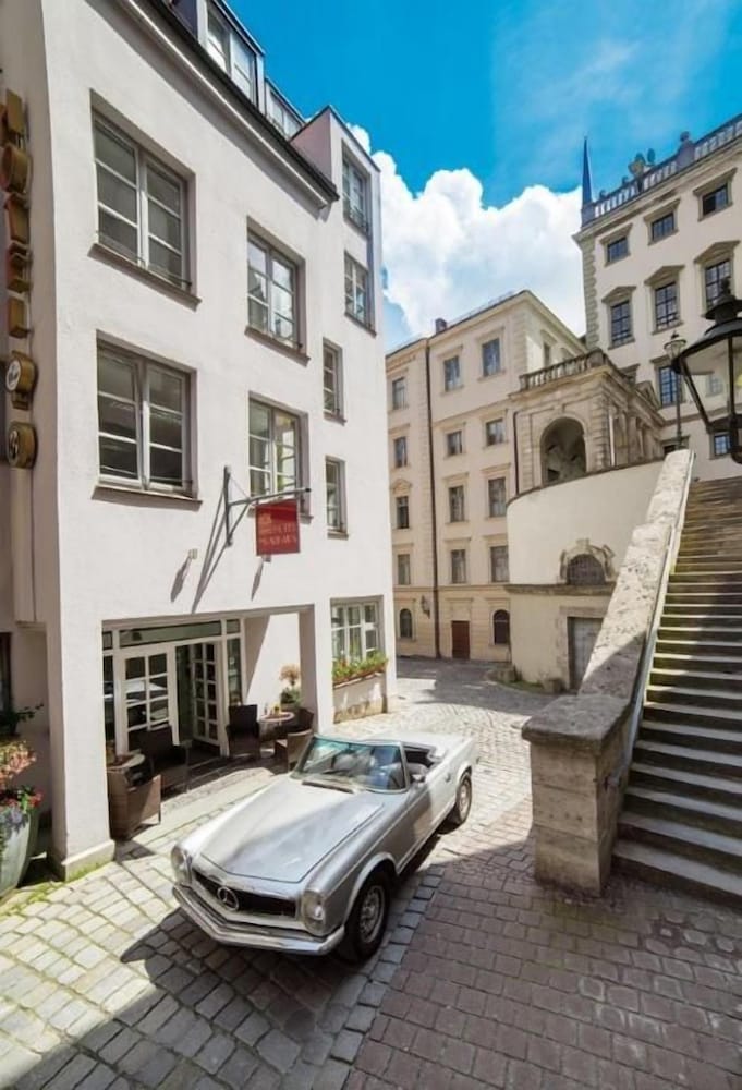 Hotel am Rathaus 23/25