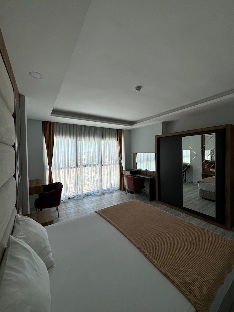 Ozsahin Otel 4/21