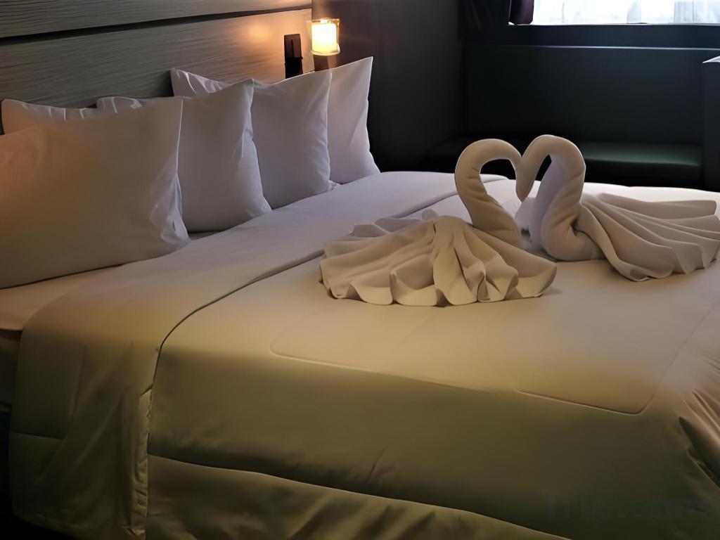 Shakti Hotel Jakarta 11/23