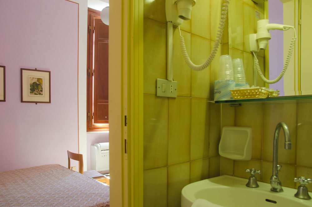 Royal Victoria Hotel Pisa 28/73