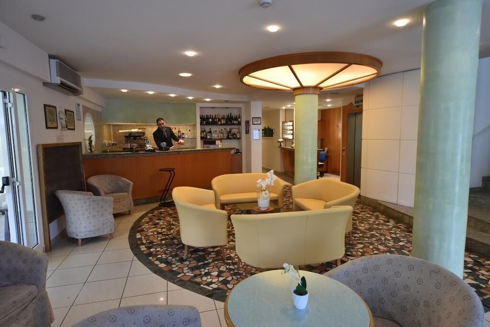 Hotel Marina 42/58