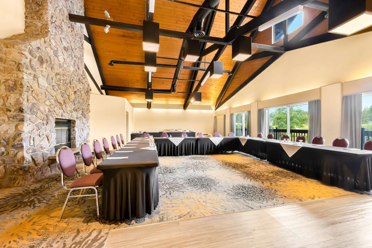 Best Western Plus Norwester Hotel and Conference Centre 14/35