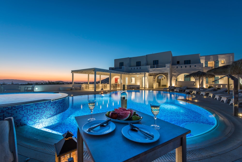 Cycladic Islands Hotel 40/47