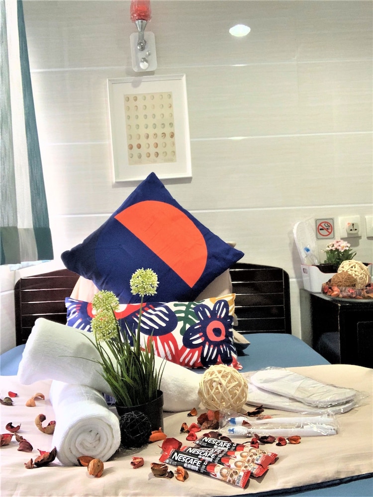 Cebu Hotel 18/21
