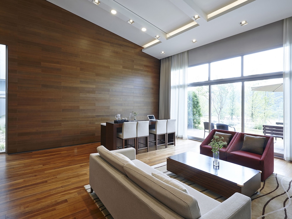 The Suites Hotel Namwon 21/75
