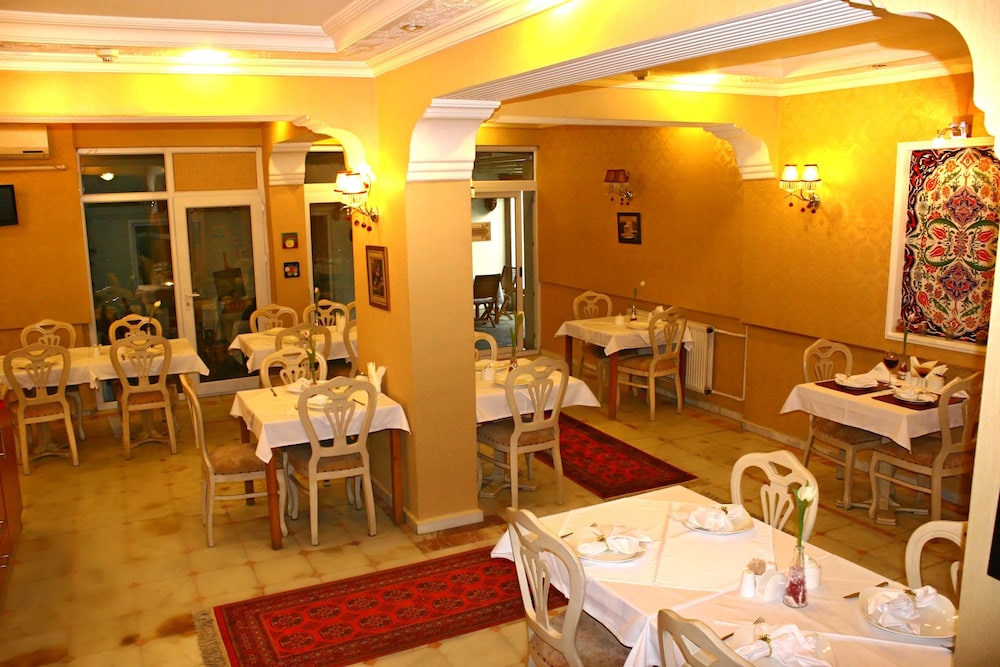 Divas Hotel 58/68