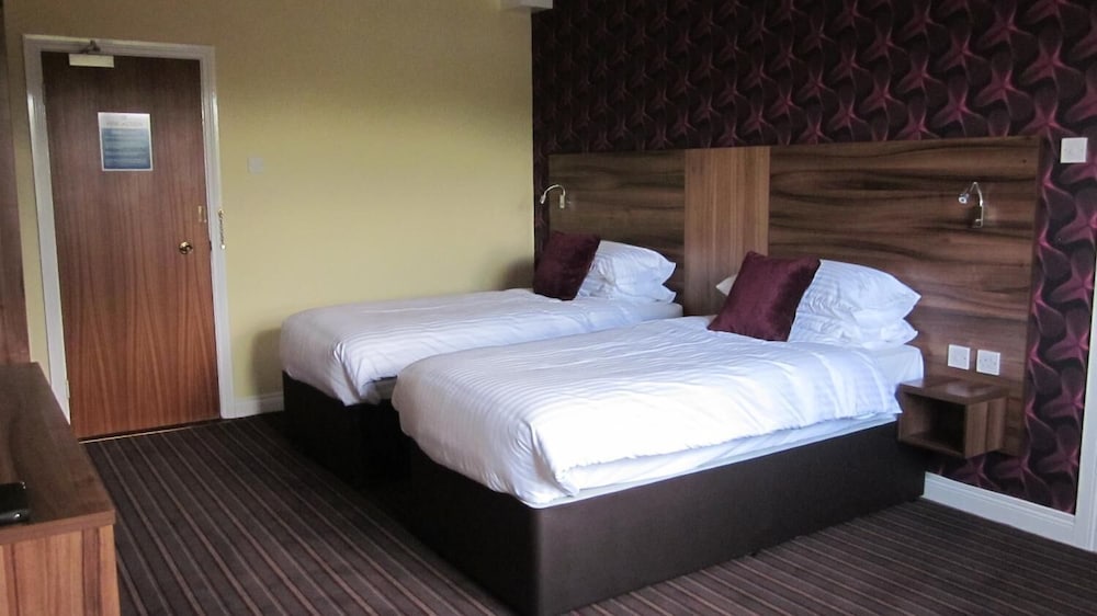 Mourne Country Hotel 9/23