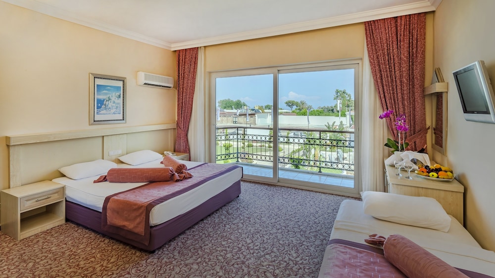 Club Hotel Belpinar 13/50