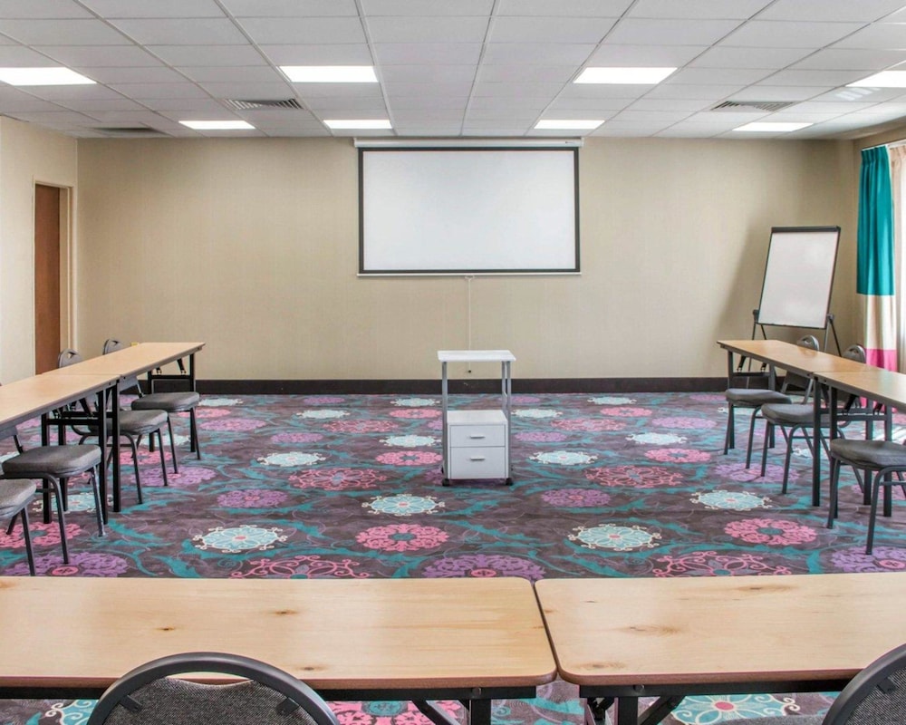 Comfort Inn and Suites San Marcos 41/47